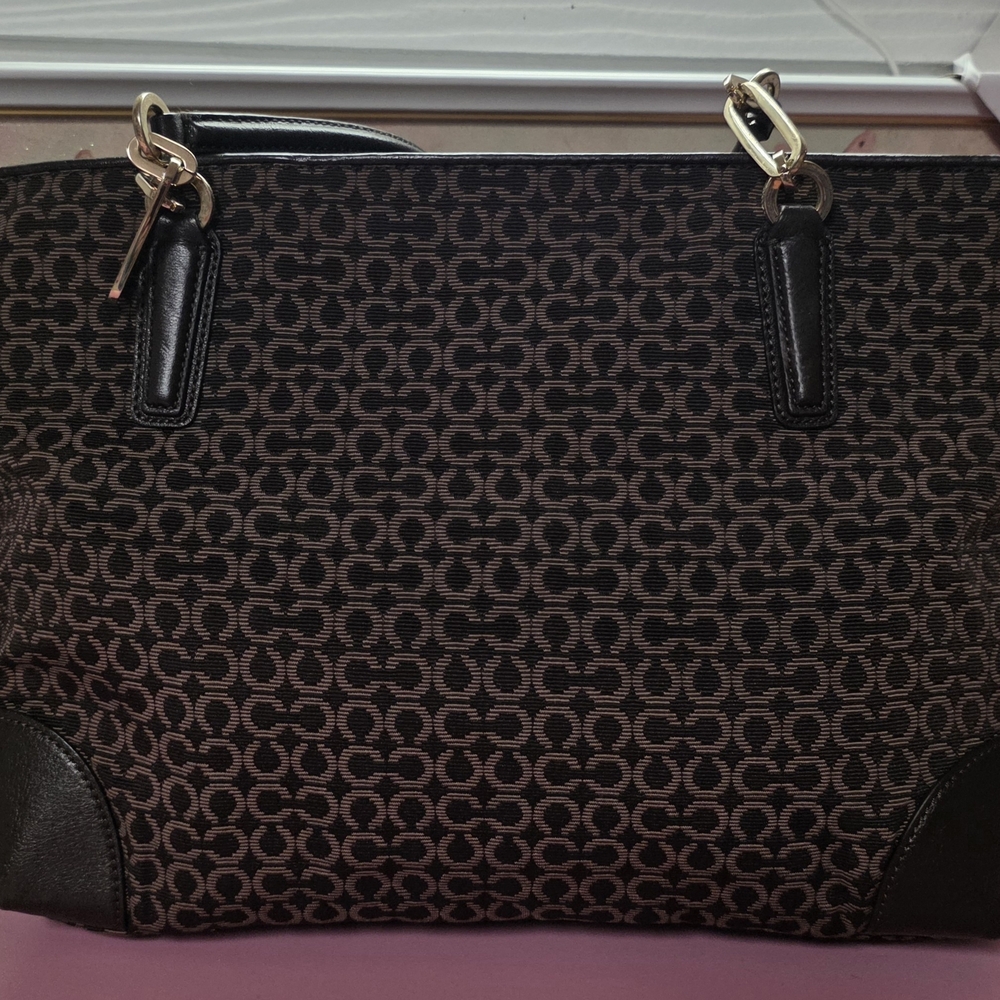 Elegant Black and Brown Patterned Coach Women's Bag